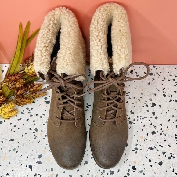 NEW Ugg Shearling Zea Cuffed Brown Leather Lace Up Women’s Winter Boots Sz 12 - Picture 5 of 10